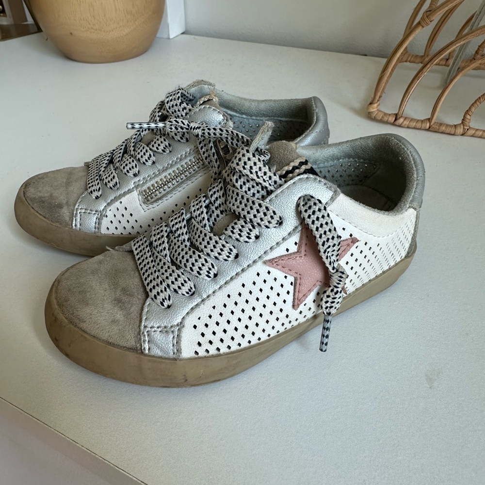 Topshop Kids Sneakers with Pink Star and Gray Accents